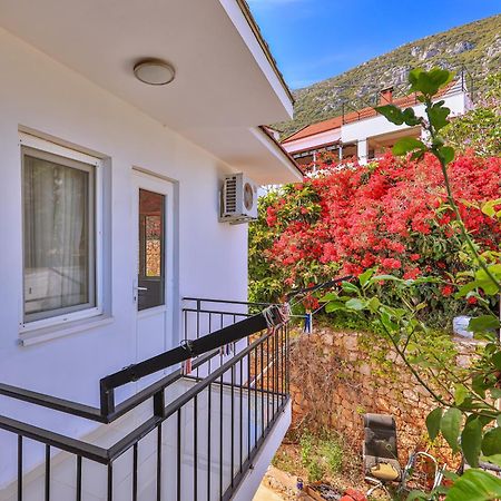 3 House Apart Kas Bagian luar foto