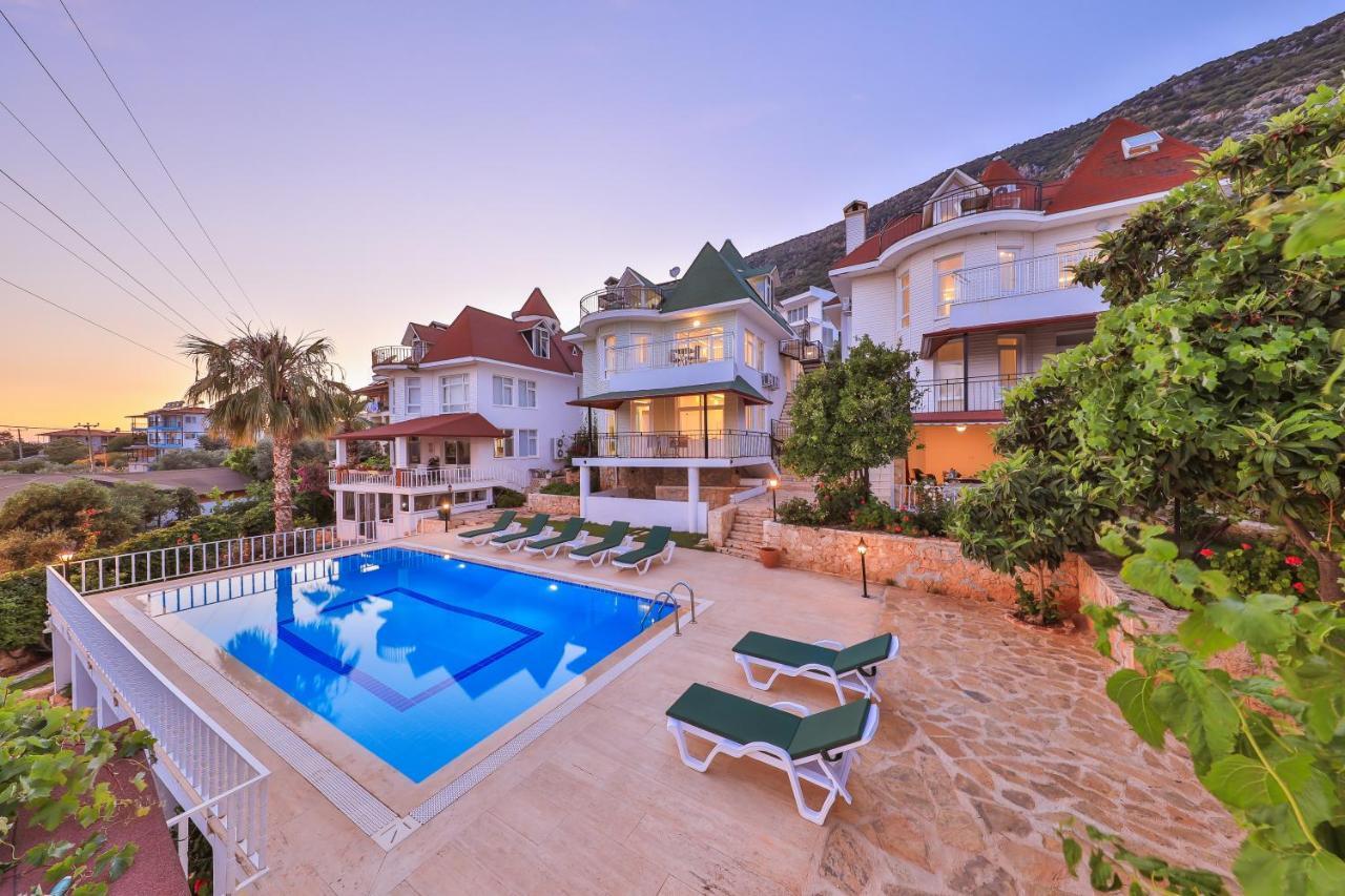 3 House Apart Kas Bagian luar foto