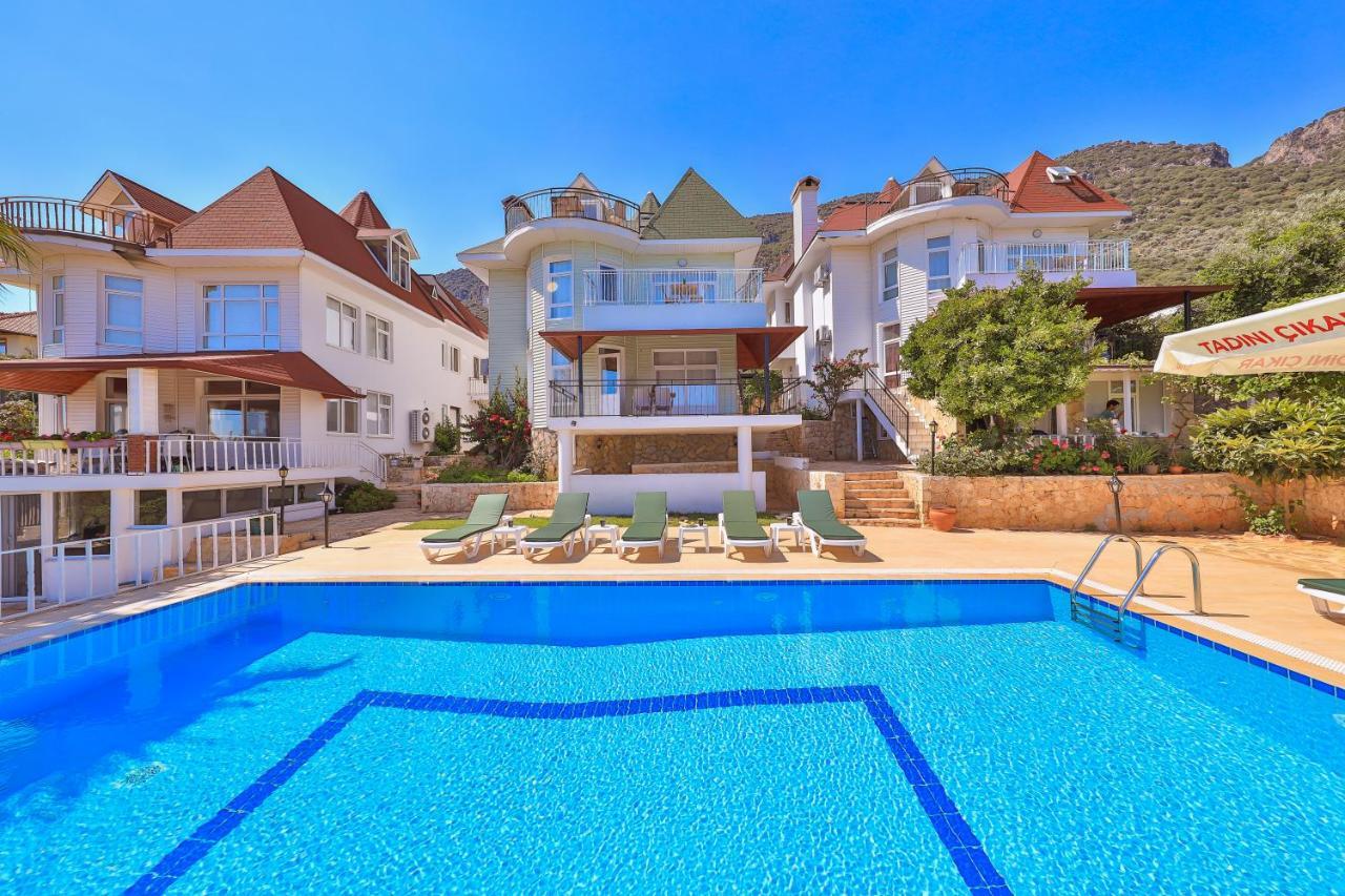 3 House Apart Kas Bagian luar foto
