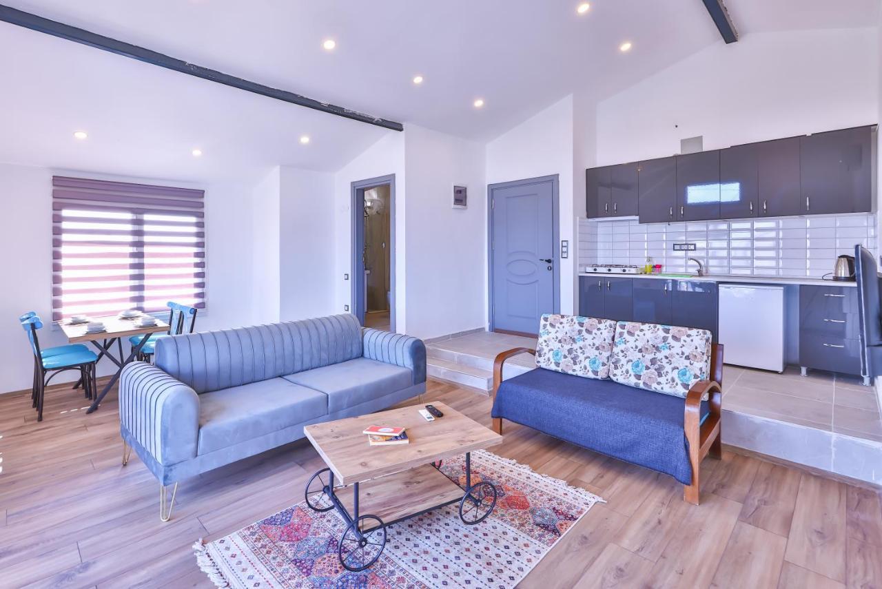 3 House Apart Kas Bagian luar foto